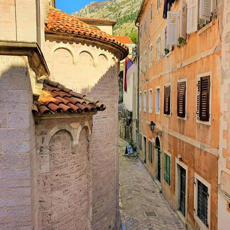 St.Tripun Apartment Kotor Exterior foto